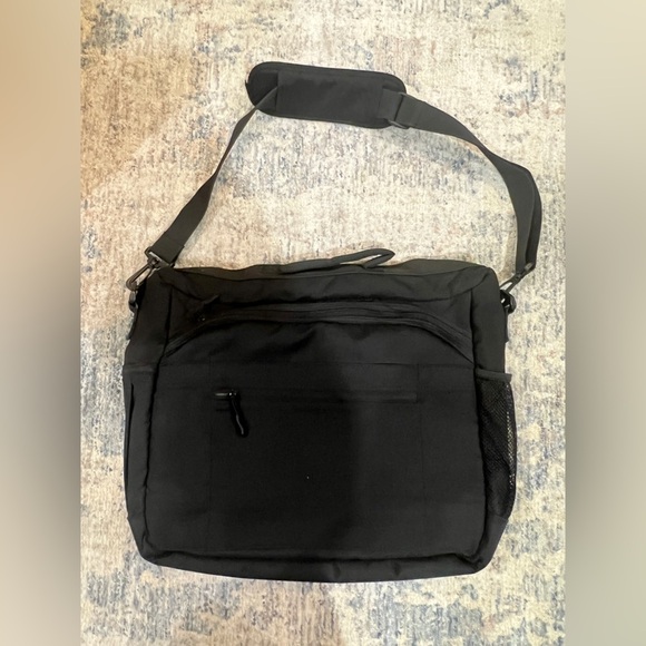 Sandpiper of California Tactical Bag - Picture 6 of 8